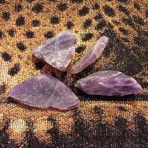 4 pieces raw amethyst